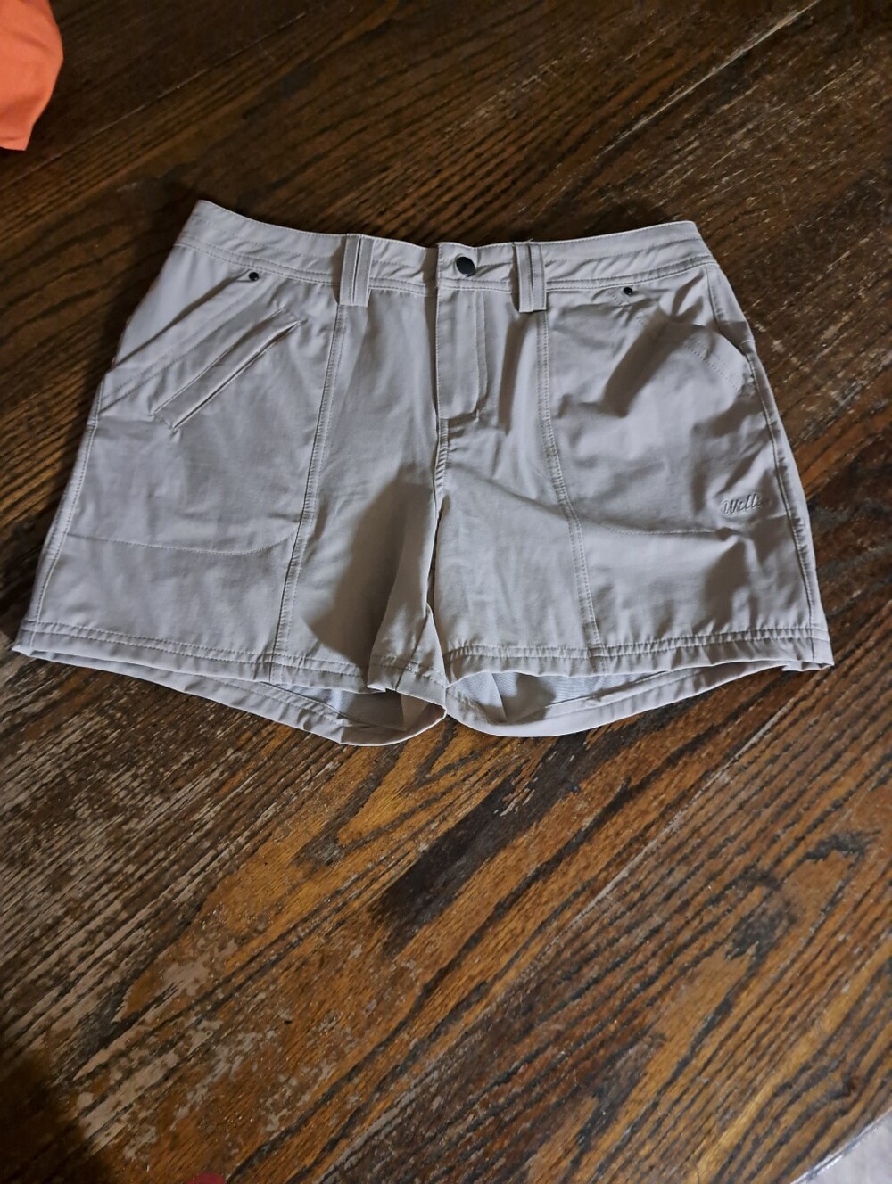 Size 6 Willit Tan Khaki Casual Shorts With Pockets Belt Loops